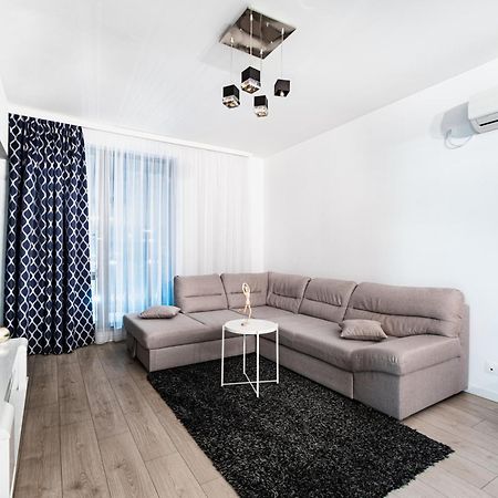 Opal Luxury Aviatiei Apartment Bucharest Exterior photo